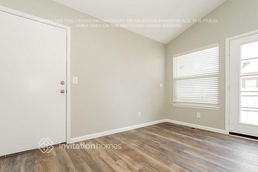 Building Photo - 4780 Blackhawk Wy