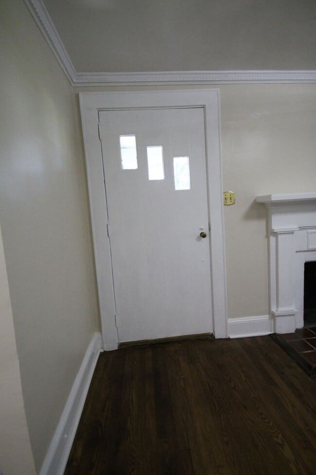 Building Photo - Exclusively Offered By Muse Realty Rentals, LLC