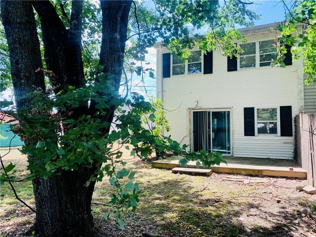 Building Photo - 105 Sheffield Dr