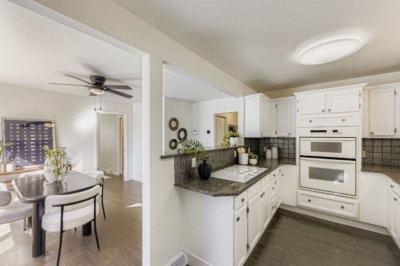 Building Photo - 1700 W Stoll Pl