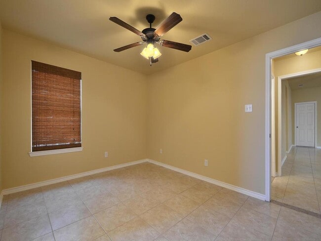 Building Photo - 1200 Brendon Lee Lane