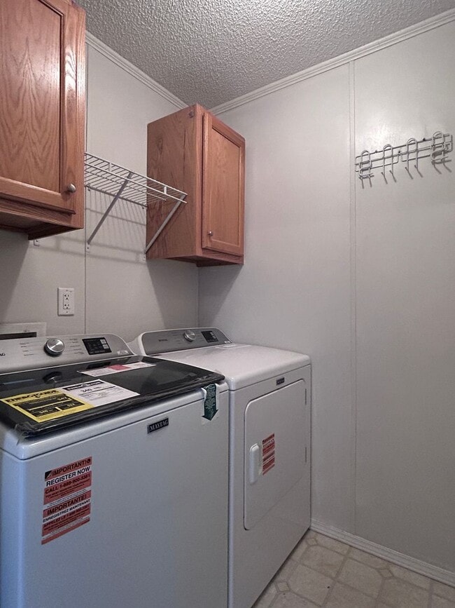 Building Photo - Spacious 3BR Sugar Grove Home with Deck, Fenced Yard & Two Bonus Rooms