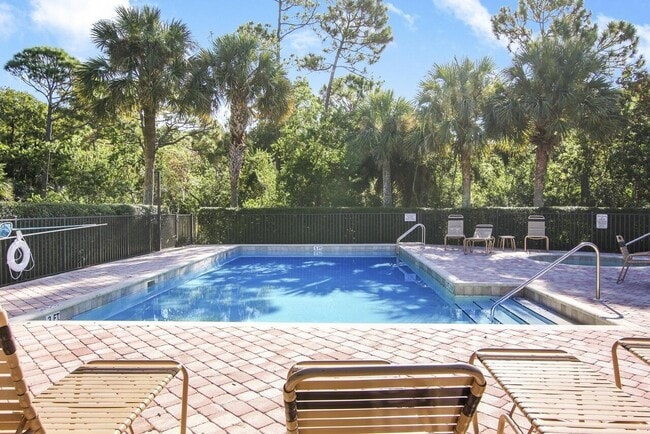 Building Photo - 12643 SE Old Cypress Dr