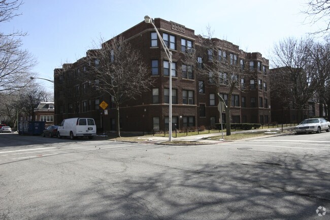 Primary Photo - Merrill Court