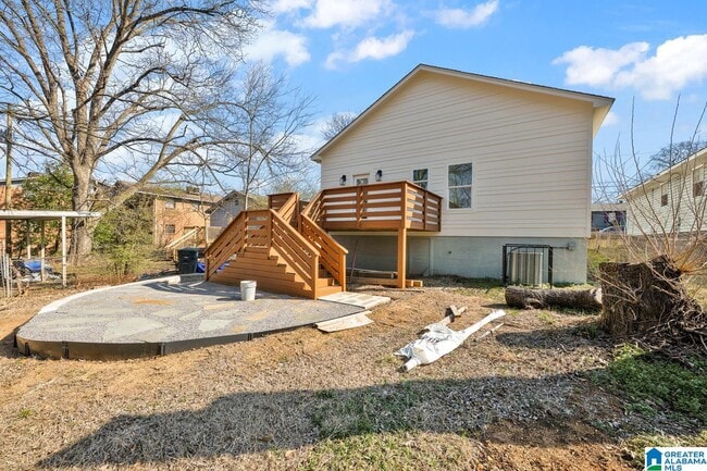 Building Photo - 1720 34th Pl N