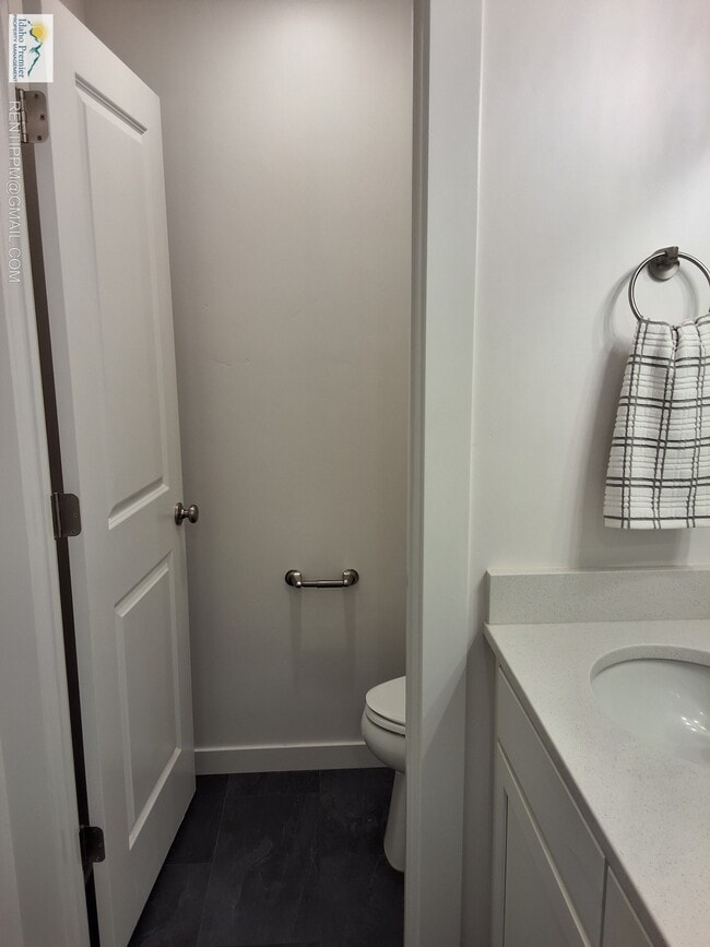 Building Photo - 1629 N Mumbarto Ln