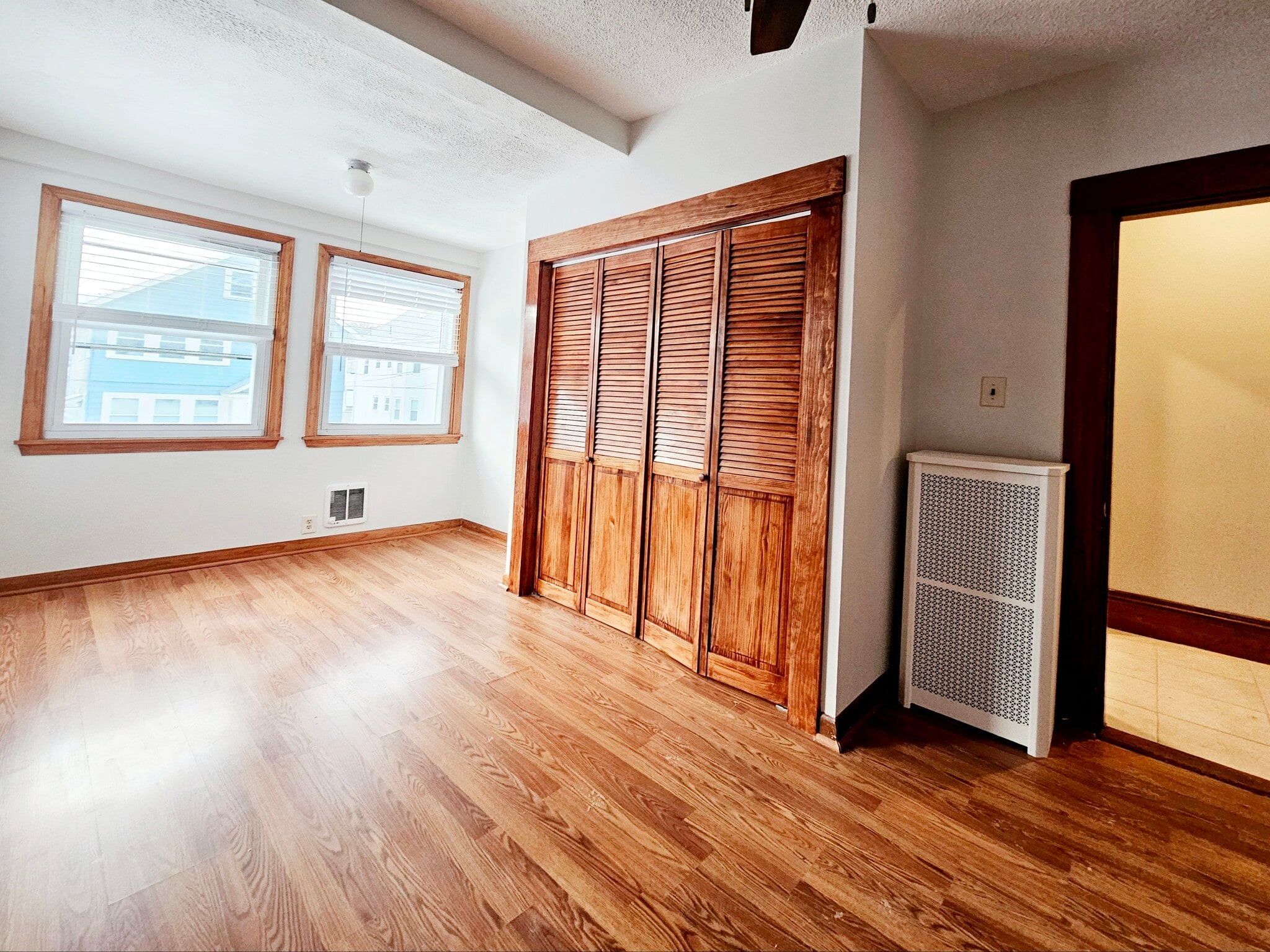 Building Photo - 69 Turner St