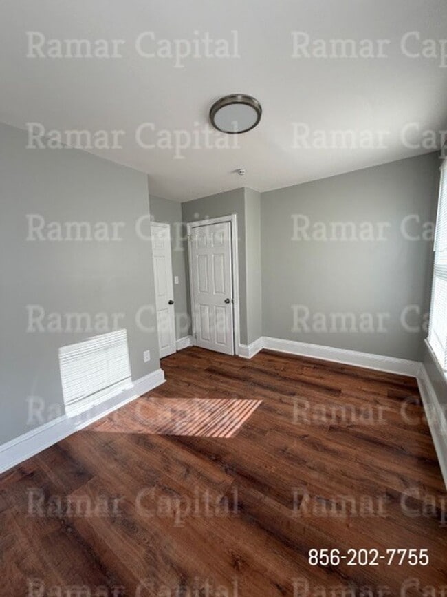 Building Photo - Bright, Comfortable & Easy-Care 3-Bedroom Living