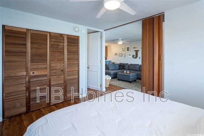 Building Photo - 14 Aulike St