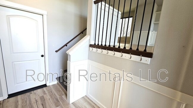 Building Photo - 1405 NE 71st Dr