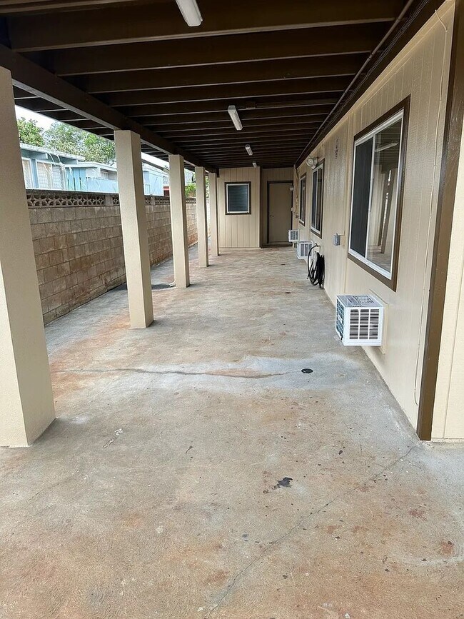 Building Photo - Spacious, 4 bedroom 2 bath single family home in Mililani! *First showing on Monday, January 5th ...