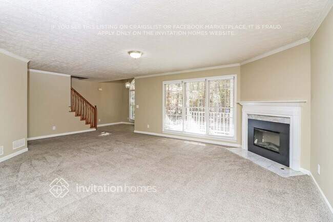 Building Photo - 2007 Laurel Cove