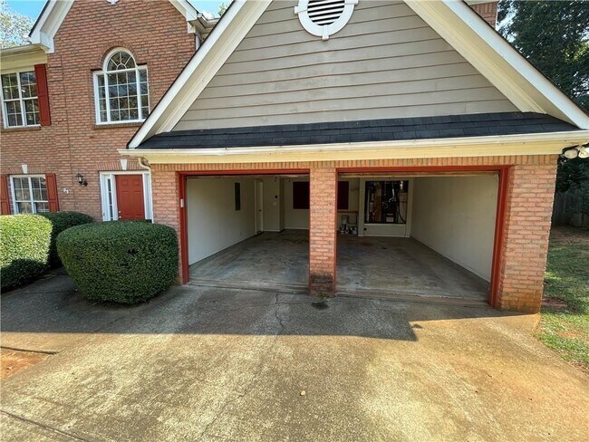 Building Photo - 4401 Dickens Ct NW