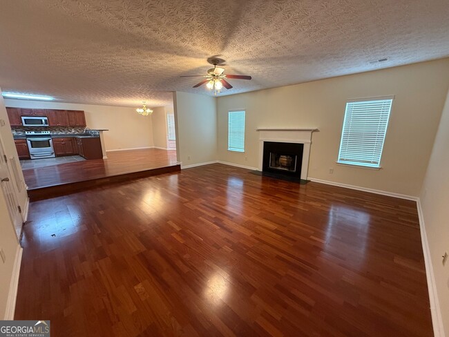 Building Photo - 3745 Sidda Way
