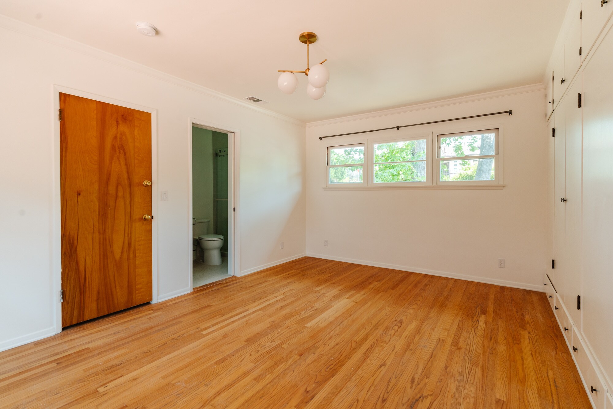 Building Photo - 3551 W Ave 42