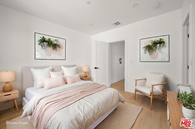 Building Photo - 1933 Magnolia Ave