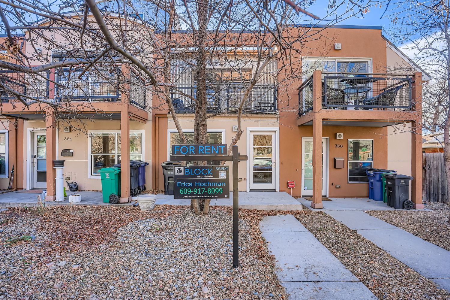 Building Photo - 356 W Archer Pl