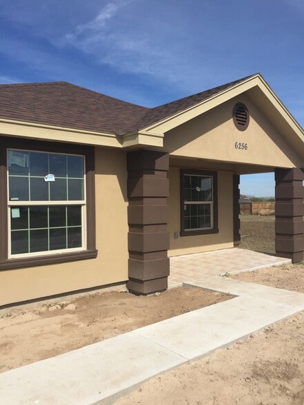 Building Photo - 6256 Panther Dr