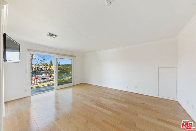 Building Photo - 32173 Sailview Ln