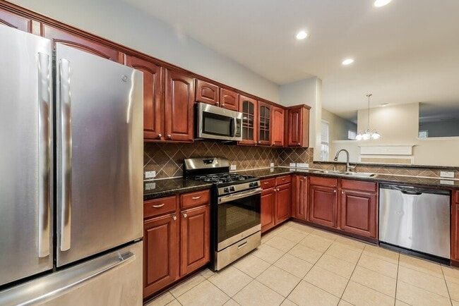 Building Photo - 17243 Lafayette Hollow Ln