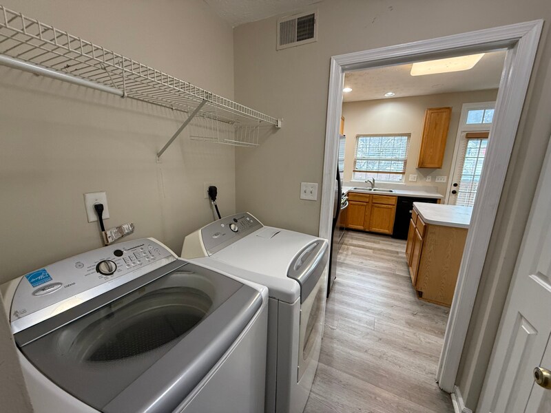 Building Photo - 315 Timberbrook Ct