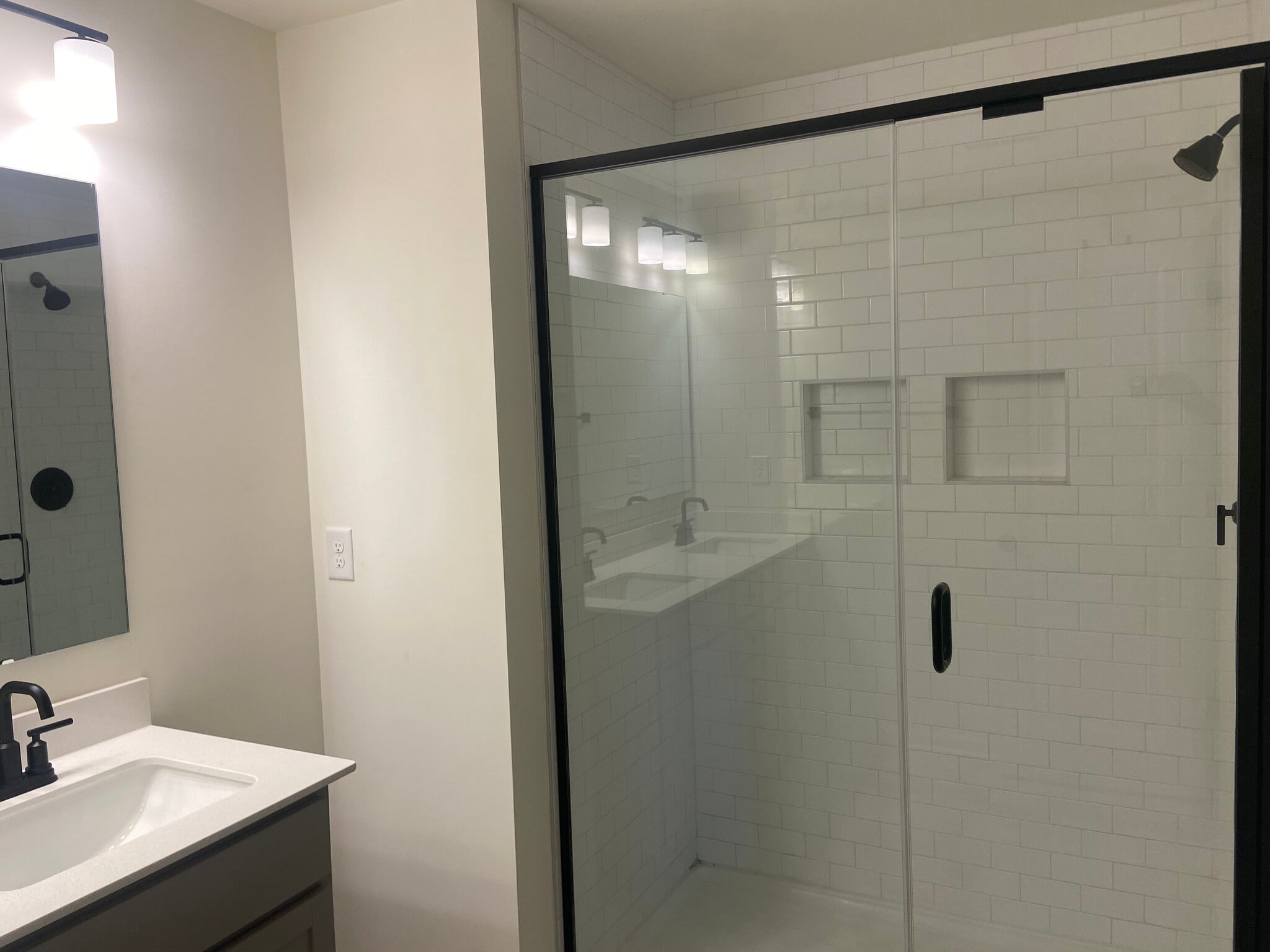 Building Photo - 13105 Suncreek Ter