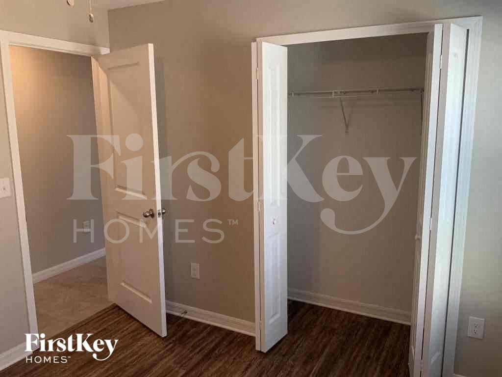 Building Photo - 14144 Covert Green Pl