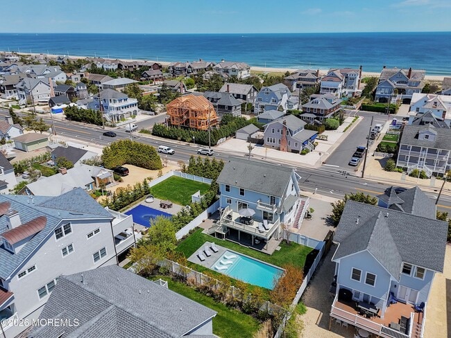 Building Photo - 912 Ocean Ave