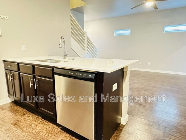 Building Photo - 2116 Camino Del Plaza Ln