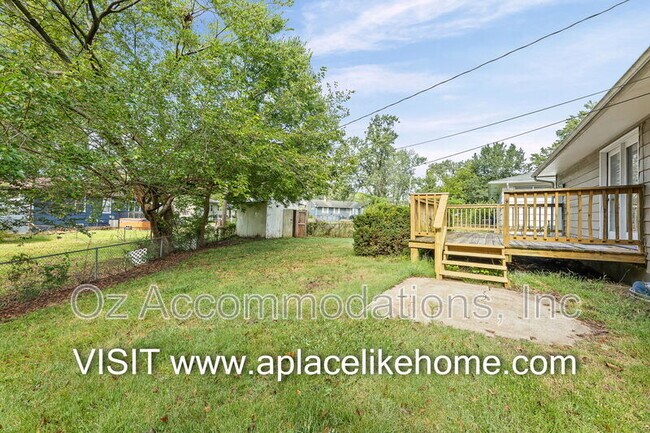 Building Photo - 11414 Norton Ave
