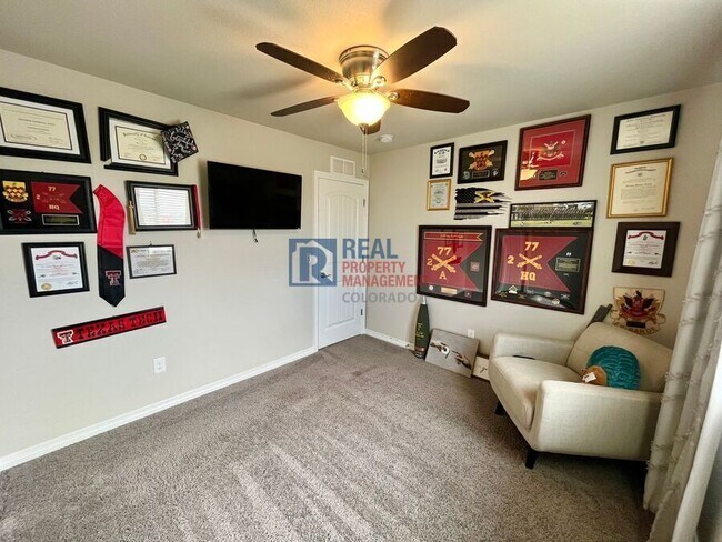 Building Photo - 10982 Rowley Dr