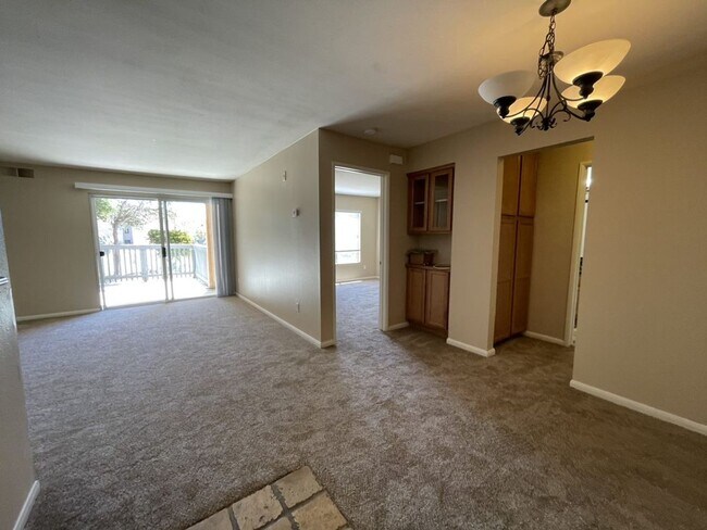 Building Photo - UTC Gated Lucera Two Master Bedroom Condo