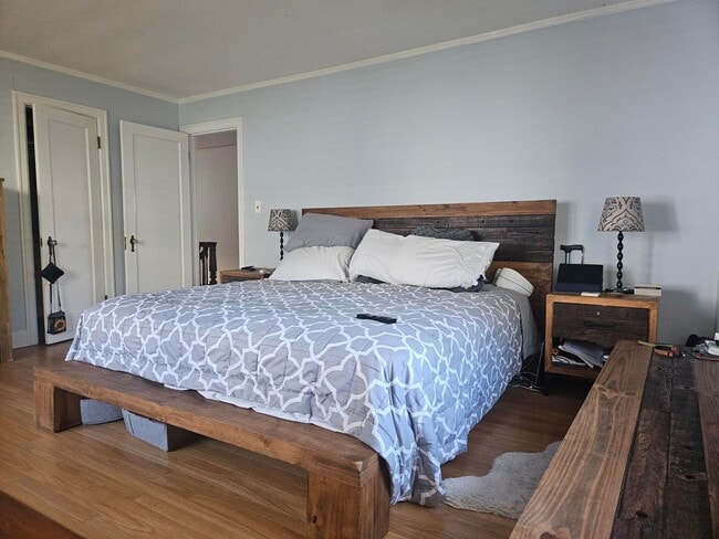 Building Photo - 5bd 5ba Stunning Home