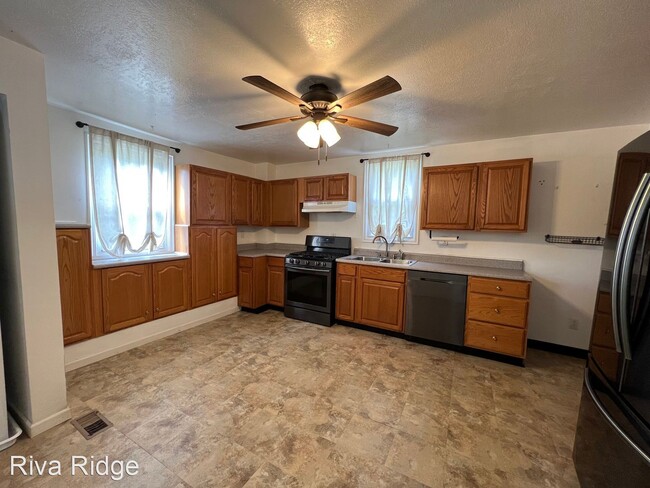 Building Photo - 4 br, 2 bath House - 46 Gensler Road