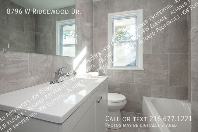 Building Photo - 8796 W Ridgewood Dr