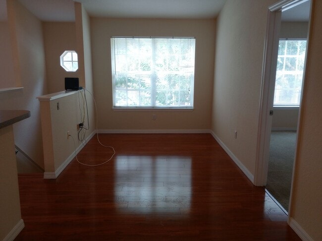 Building Photo - 821 Grand Regency Pointe