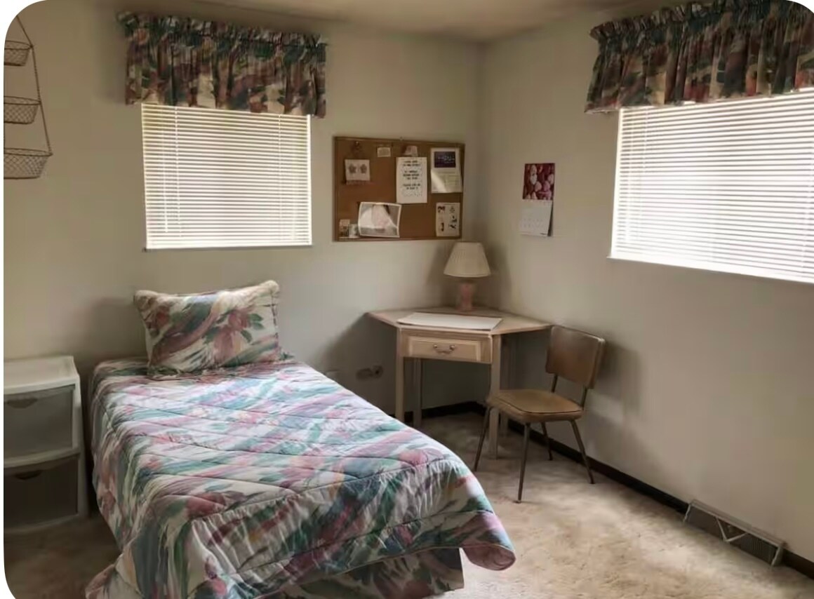 Building Photo - 304 19th Avenue Ct