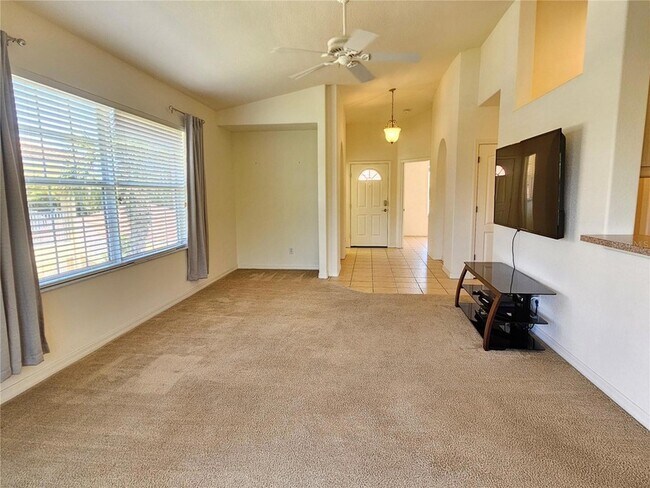 Building Photo - 904 Casa Del Lago Way