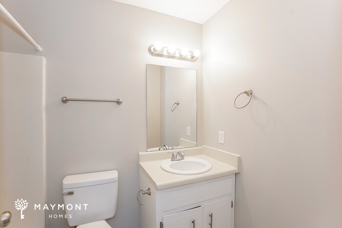 Building Photo - 1350 Chucker Dr