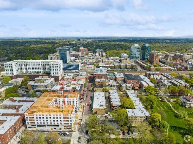 Building Photo - The Bryant at Oak Park