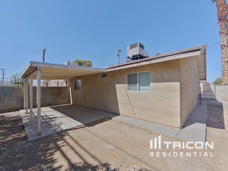 Building Photo - 104 Edelweiss St