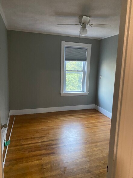 Building Photo - 48 John St