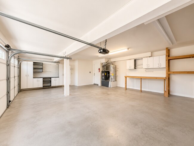 Building Photo - Beautifully updated and upgraded Chardonnay Hills house for rent