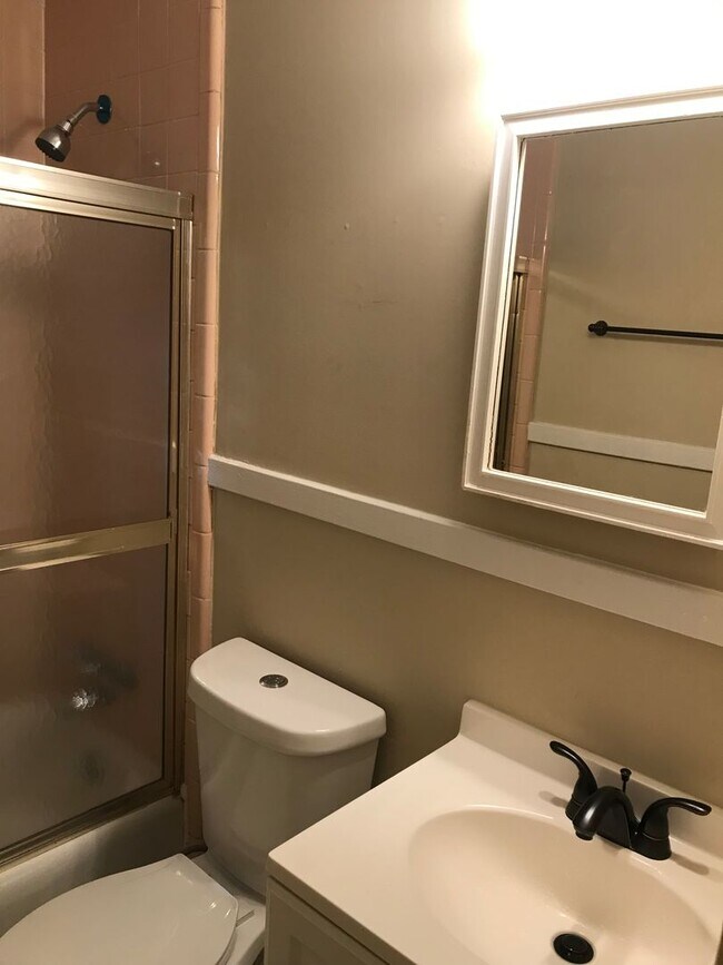 Building Photo - **AVAILABLE NOW**Total Electric 3 Bedroom / 1 Bathroom Home for Rent in East Columbus, GA***