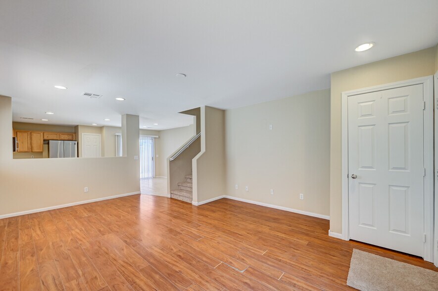 Building Photo - 10343 Keystone Pastures St