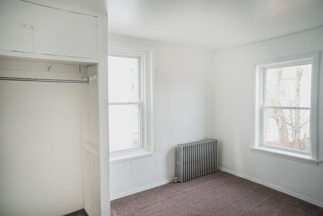 Building Photo - HOT Bethlehem Rental – Renovated 3BR Steal That Won’t Last!