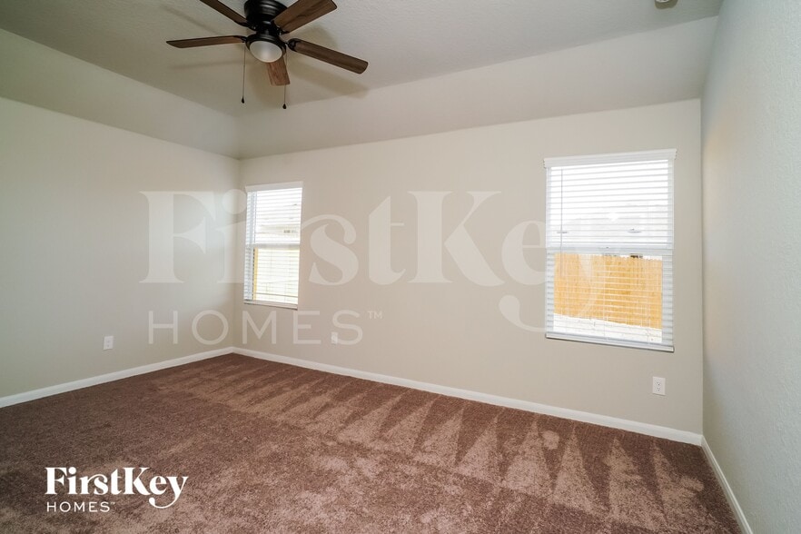 Building Photo - 13010 Thyme Wy