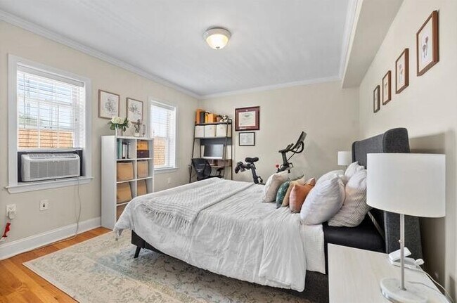 Building Photo - 27 Commonwealth Ave