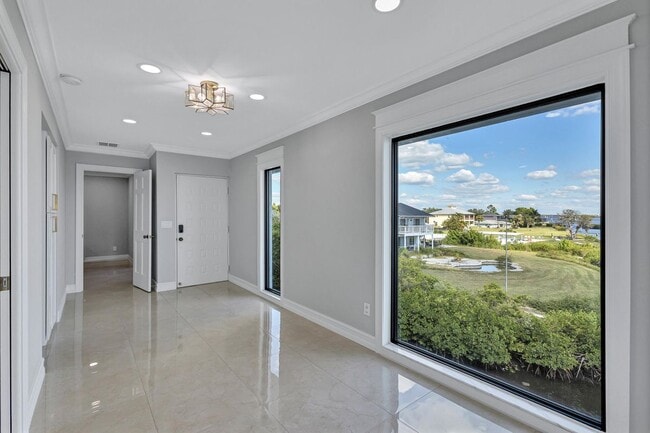 Building Photo - 4403 7th St E