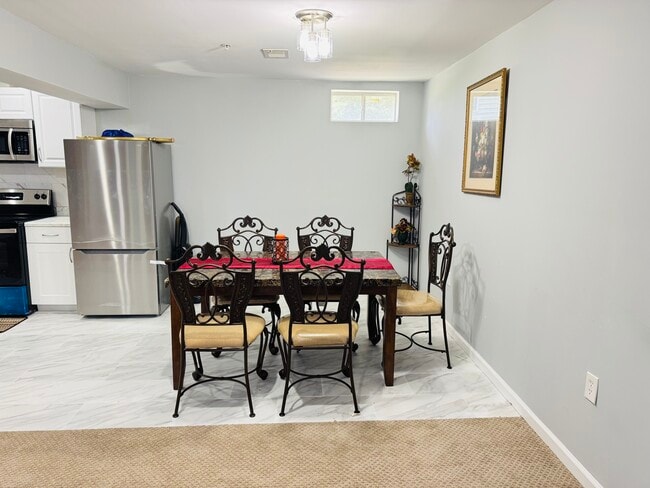 Building Photo - 13104 Bay Hill Dr